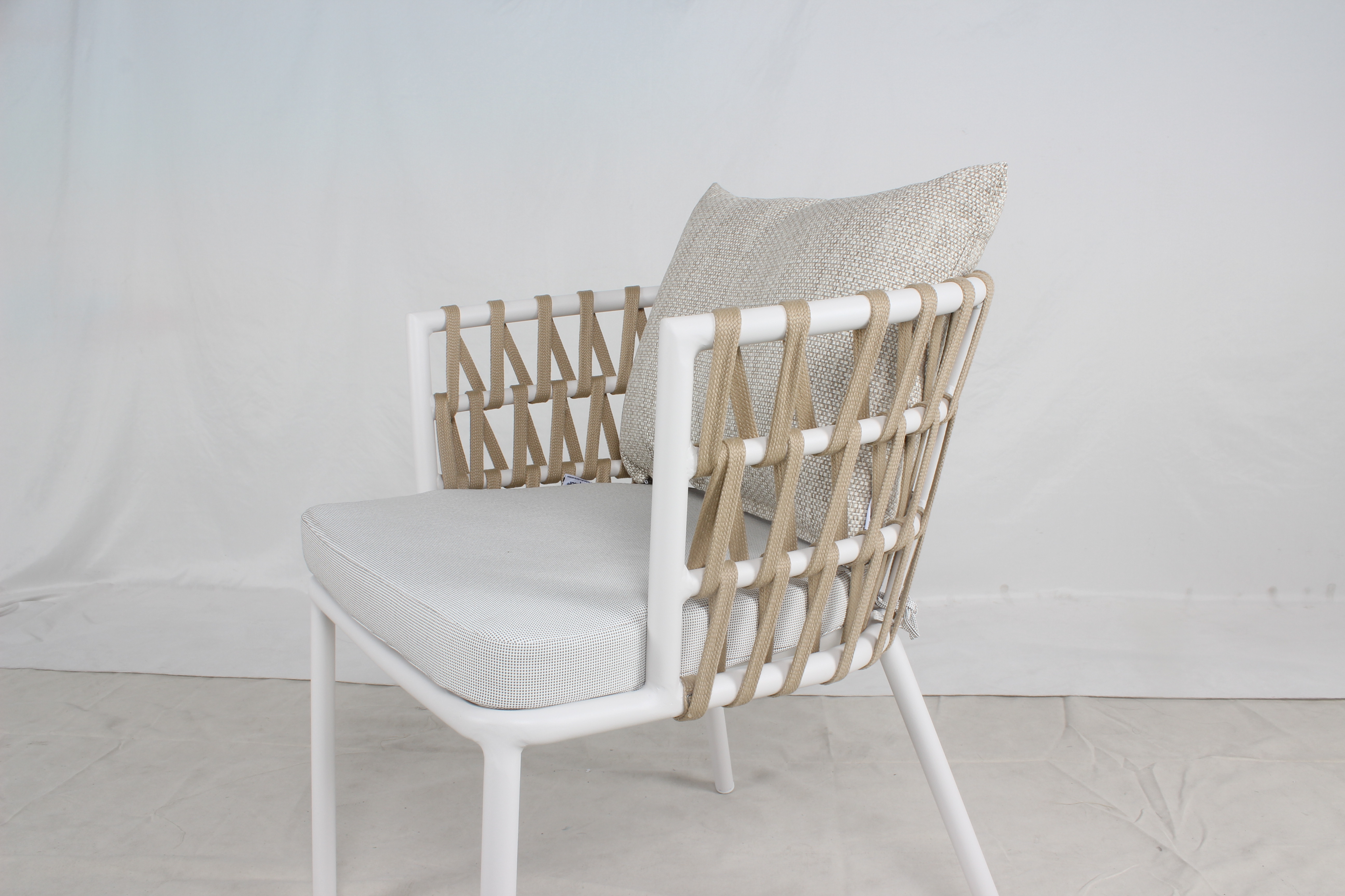 Patio outdoor aluminum arm dining chair