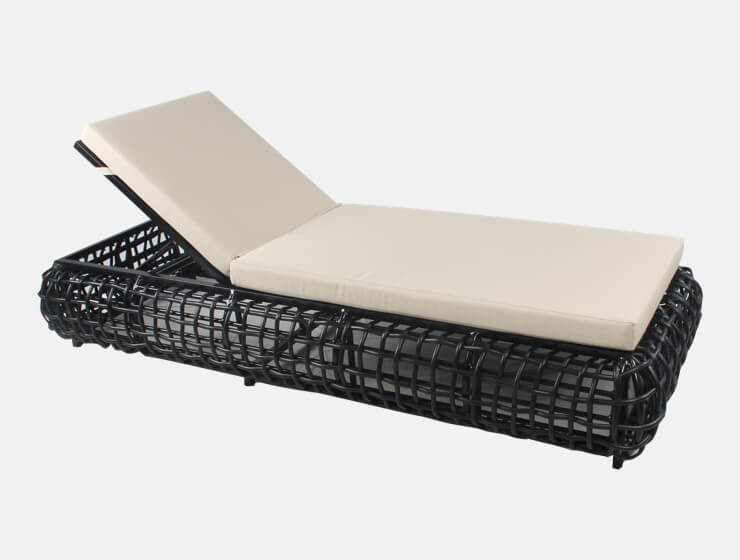 Woven black casual outdoor single bed