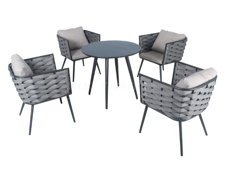 Garden round aluminum table and chairs set